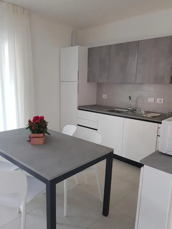 Cala Blu Residence Con Piscina-Centralissimo Lido Di Jesolo Apartament